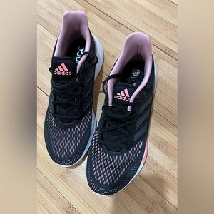 Women’s Adidas sneakers